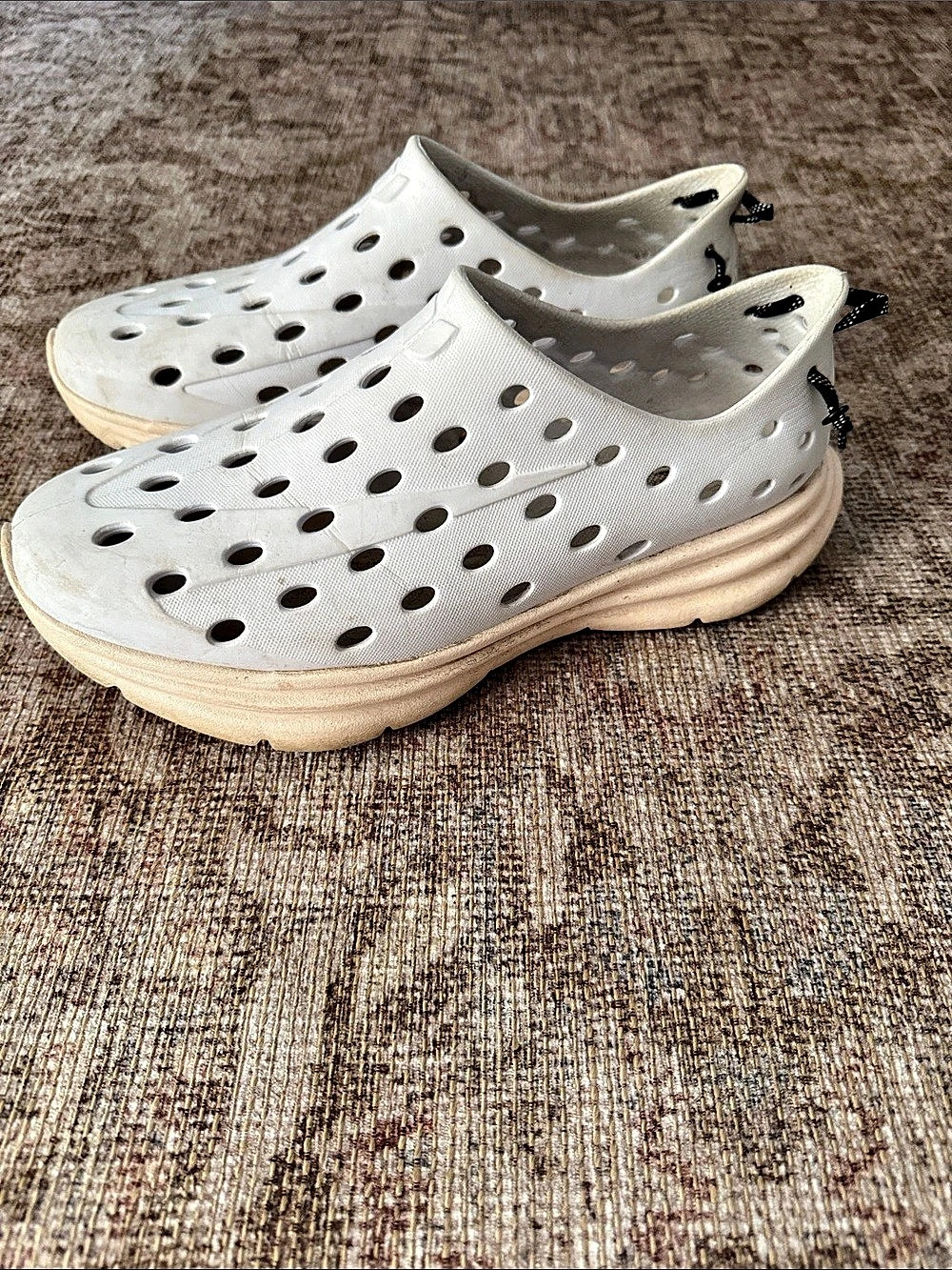 KANE Men’s Perforated Slip-On Shoes in White